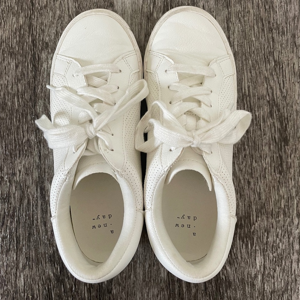 a new day Maddison Sneakers